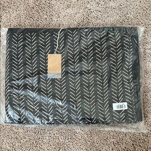 Kyte BABY Midnight Herringbone Blanket
